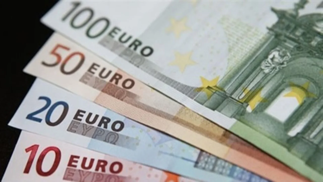 تراجع سعر اليورو أمام الجنيه في ختام تعاملات البنوك المصرية اليوم الخميس